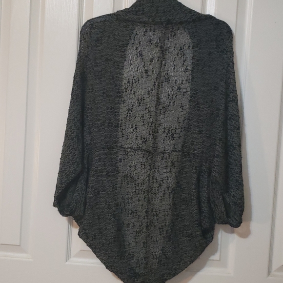 Sweater - Picture 4 of 7